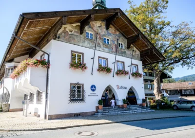 Standesamtliche Trauung im Rathaus Bad Wiessee, festgehalten bei einer Hochzeitsreportage.